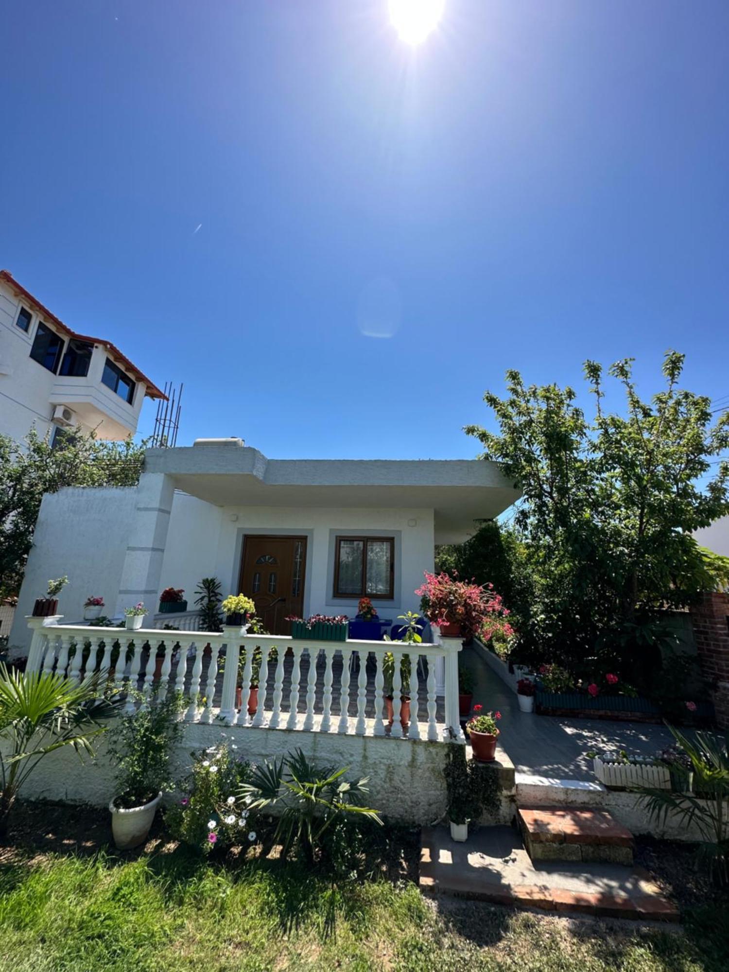 Guesthouse Xhuliano Ксамил Экстерьер фото